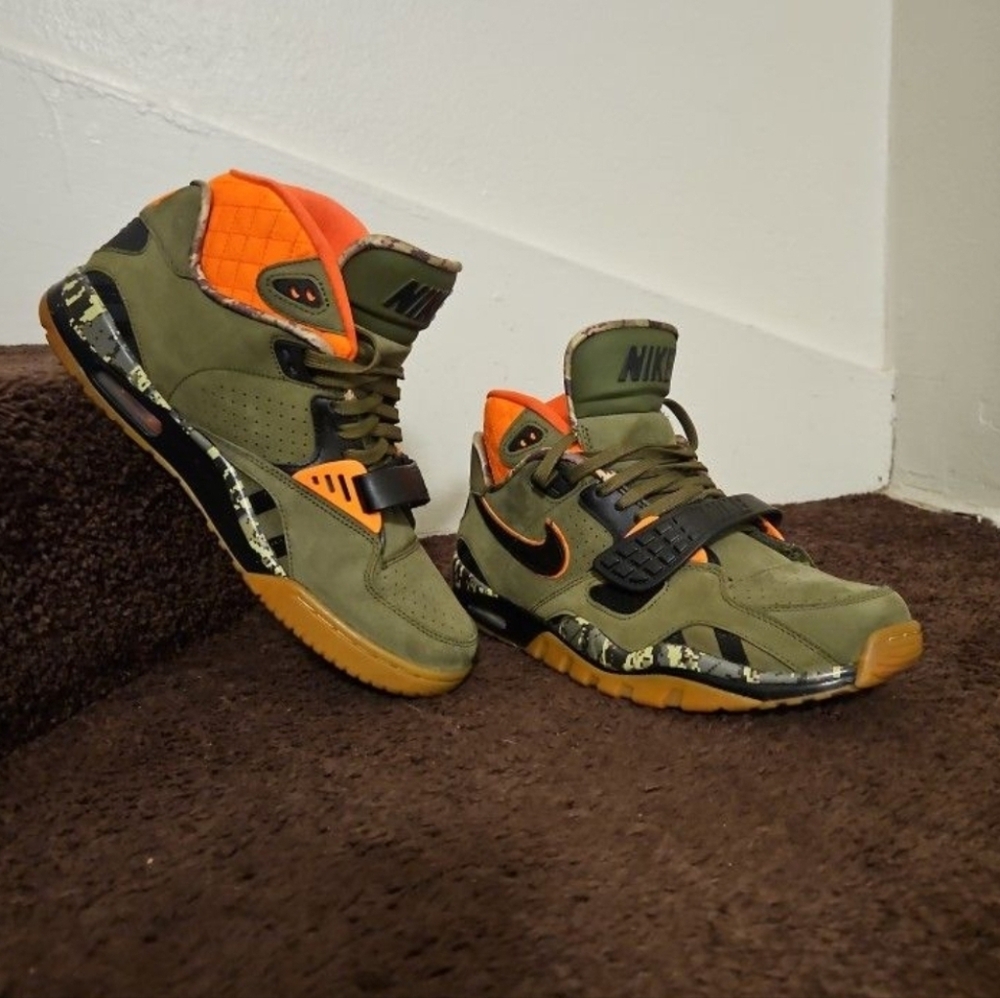 *RARE /VINTAGE* Nike Air Trainer SC 2 QS Olive Green & Orange High-Top Sneakers